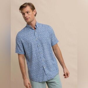 SOUTHERN TIDE MEN'S LINEN RAYON DITZY FLORAL SHORT SLEEVE SPORT SHIRT